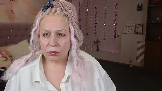 Snapshot of Penelope_Pinky chatting on February 2025 02:54:02 PM Penelope Pinky online show from February 2025 02:54:02 PM