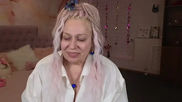 Snapshot of Penelope_Pinky chatting on February 2025 05:58:01 PM Penelope Pinky online show from February 2025 05:58:01 PM