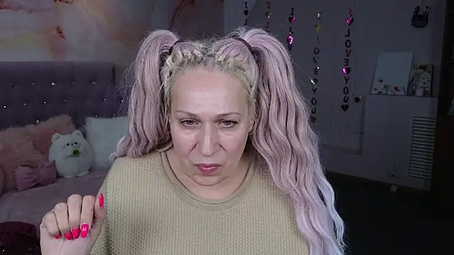 Snapshot of Penelope_Pinky chatting on March 2025 05:17:02 PM Penelope Pinky online show from March 2025 05:17:02 PM