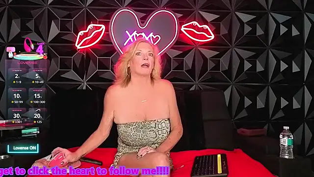 Snapshot of anastasiaxxx72 chatting on July 2026 02:08:01 AM anastasiaxxx72 online show from July 2026 02:08:01 AM