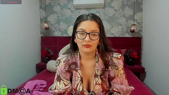 ZarifaBev online show from January 2025 09:50:02 PM