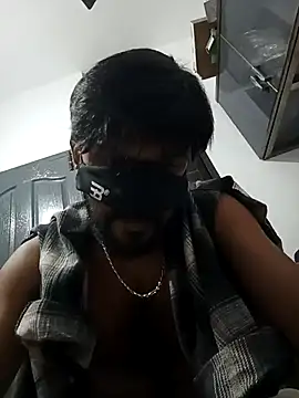 Snapshot of johnsinsexy chatting on December 2024 06:09:02 PM johnsinsexy online show from December 2024 06:09:02 PM