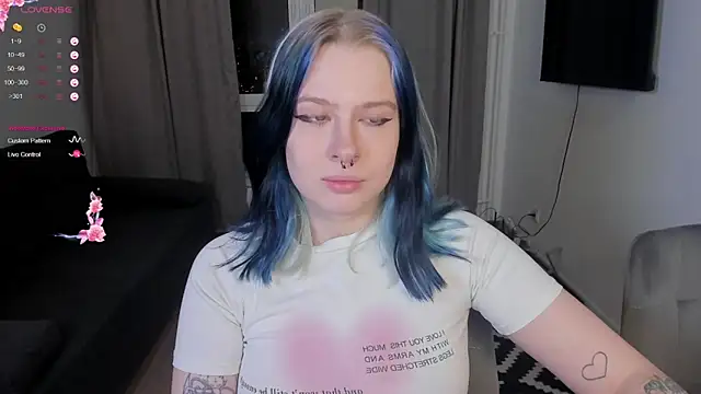 tender kiitty online show from February 2026 07:06:01 PM