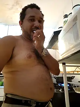 Snapshot of alexjs84 chatting on November 2025 04:36:01 PM alexjs84 online show from November 2025 04:36:01 PM