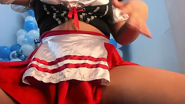 Danniela18  online show from September 2025 12:08:02 PM