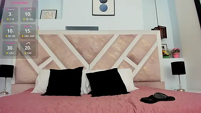 hotmature1 online show from April 2026 11:00:01 AM