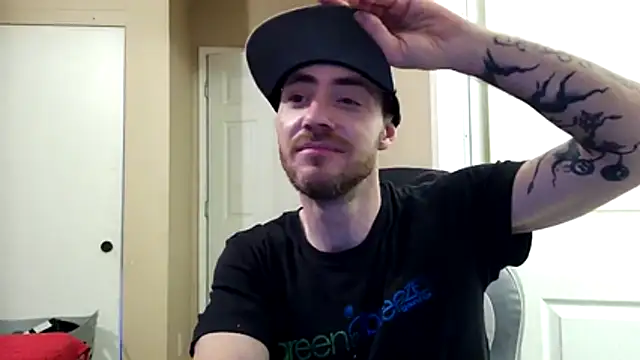 Huntzg23 online show from March 2026 04:28:02 AM