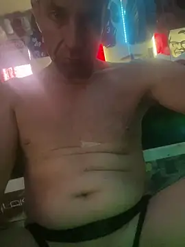 Snapshot of kinkycdslutsv chatting on January 2025 09:20:01 PM kinkycdslutsv online show from January 2025 09:20:01 PM