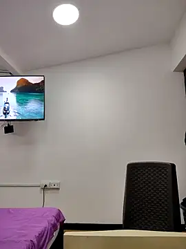 Miss balloonsmila online show from November 2025 09:13:02 PM