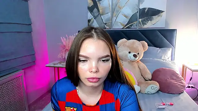 Curvy Dynamite  online show from September 2025 01:05:02 AM