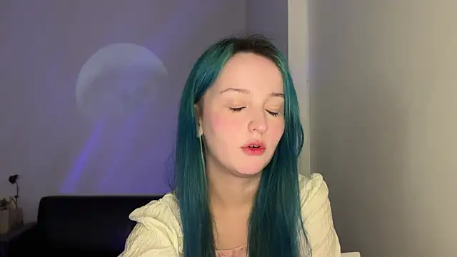 bumble bee online show from January 2025 01:03:02 PM