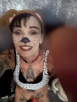 MommyMisfit online show from October 2025 12:06:01 AM