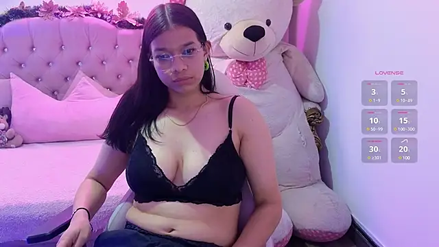 Emilly tay online show from December 2024 03:11:02 AM