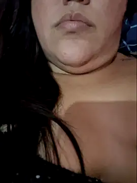 Snapshot of Paolaa_hoot chatting on March 2025 07:35:01 PM Paolaa hoot online show from March 2025 07:35:01 PM