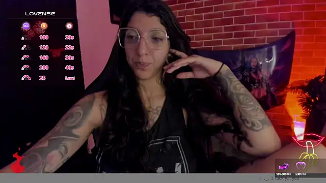 marlenna online show from September 2025 01:38:01 PM