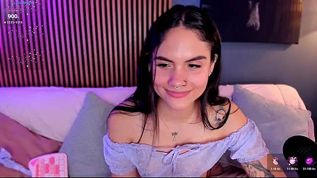 Gaby Ferrer online show from December 2025 03:50:02 PM