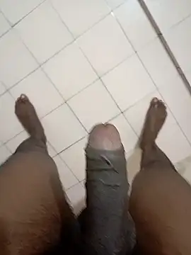 Snapshot of tharu111111 chatting on January 2026 09:29:01 PM tharu111111 online show from January 2026 09:29:01 PM