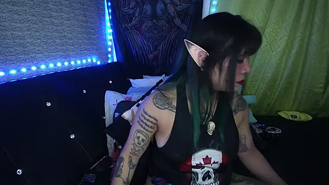 Snapshot of Eta_carinae chatting on November 2025 04:48:02 AM Eta carinae online show from November 2025 04:48:02 AM