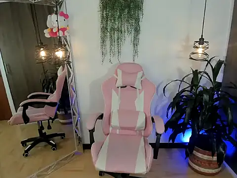 bebe9815 online show from April 2026 07:33:02 PM