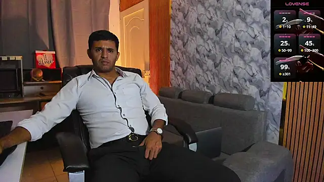 Hideintheoffice online show from February 2026 07:36:02 AM