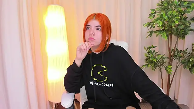 Maddy bennet online show from February 2025 07:17:01 AM