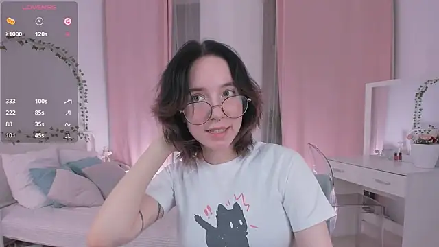 lilithlunna online show from February 2025 04:20:01 AM