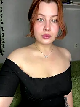 Snapshot of AmmyRich1 chatting on September 2025 04:58:01 AM AmmyRich1 online show from September 2025 04:58:01 AM