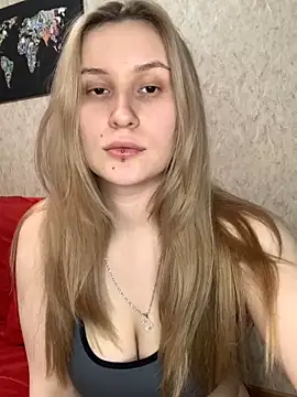 Snapshot of Sweet_white_chocolate chatting on January 2025 08:49:01 PM Sweet white chocolate online show from January 2025 08:49:01 PM