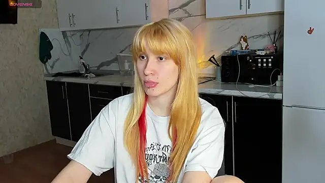 Snapshot of Sweet_white_chocolate chatting on February 2026 09:54:01 AM Sweet white chocolate online show from February 2026 09:54:01 AM