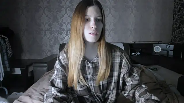 Agnes Allenn online show from December 2025 09:58:02 AM