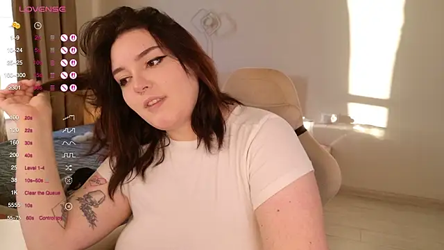 YumiYammy online show from June 2026 02:36:01 AM
