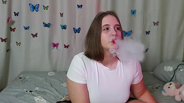 Phantommira online show from January 2025 07:32:01 PM