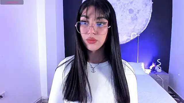 RoseCassie online show from December 2025 02:15:01 PM