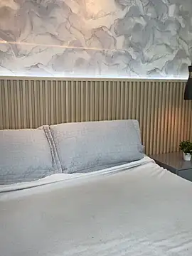 AinaraJimenez online show from November 2025 07:04:02 PM