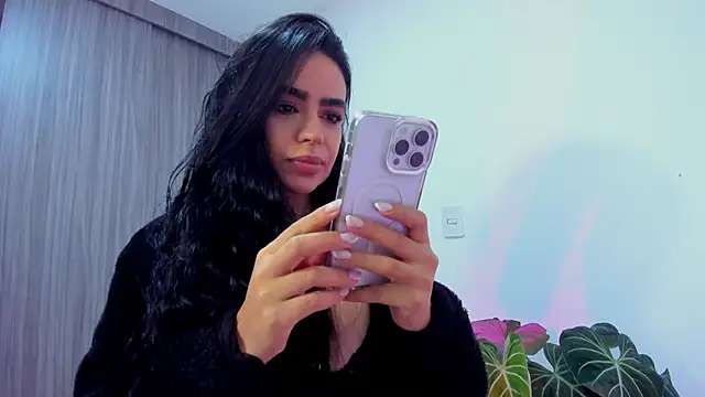 Sara Leblanc online show from October 2025 05:23:02 PM