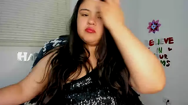 lizzie c online show from December 2025 09:58:02 AM