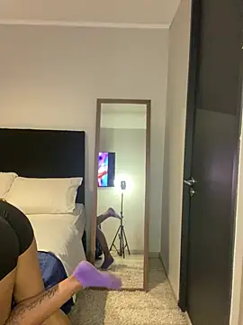 AlejandritaMilano online show from April 2026 12:35:01 AM