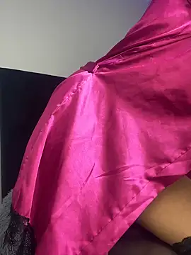AlejandritaMilano online show from July 2026 10:40:02 PM