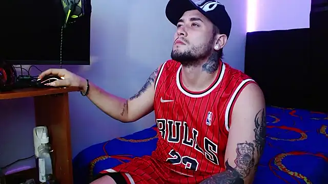 Snapshot of miia-liiam chatting on January 2026 05:44:01 AM miia-liiam online show from January 2026 05:44:01 AM