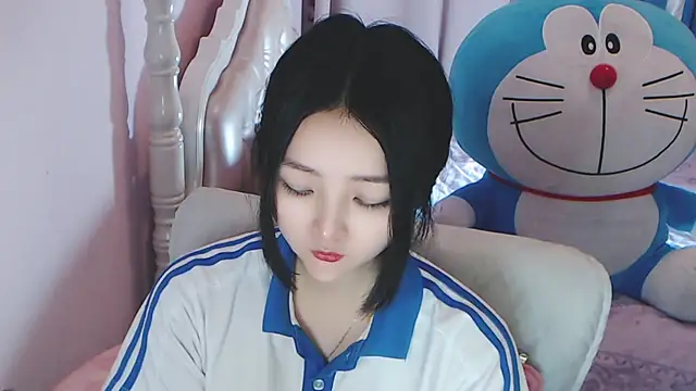 xiao-xiao-D online show from February 2025 11:31:02 AM