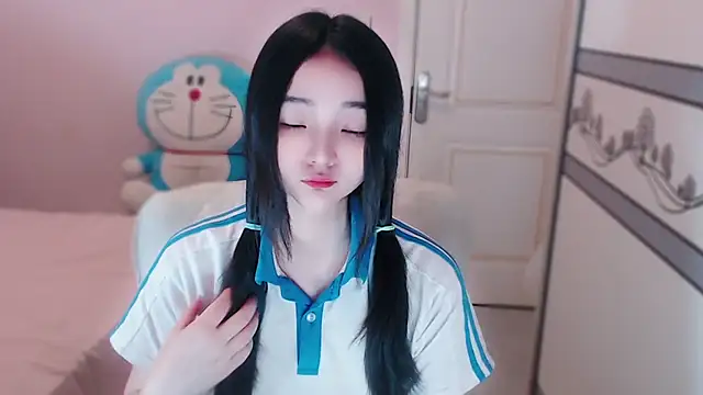 xiao-xiao-D online show from October 2025 02:03:02 AM