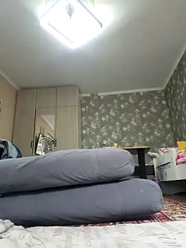 Snapshot of _Miss_Vanilla_ chatting on October 2025 07:17:02 AM Miss Vanilla online show from October 2025 07:17:02 AM