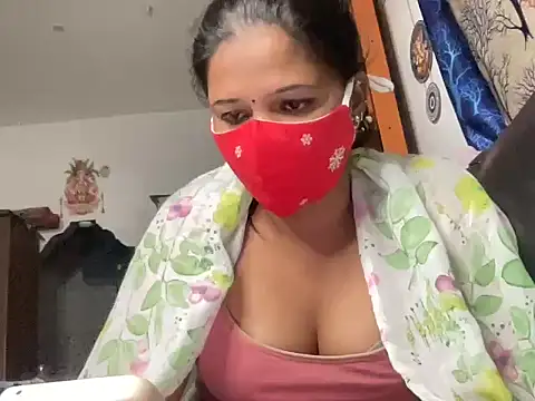 Snapshot of Tamil_Sanjana_ chatting on December 2025 05:42:02 PM Tamil Sanjana online show from December 2025 05:42:02 PM