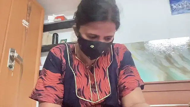 Snapshot of Tamil_Sanjana_ chatting on February 2026 04:49:02 AM Tamil Sanjana online show from February 2026 04:49:02 AM