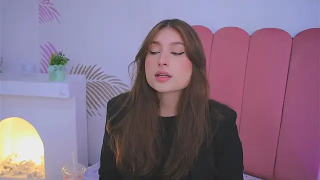 Daisha Riley online show from February 2025 12:28:01 PM