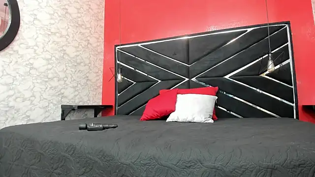 SEXY HOTTIE   online show from January 2025 12:18:01 PM