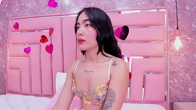 SEXY HOTTIE   online show from March 2025 04:00:02 PM