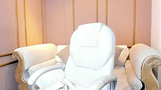 PerlaPreciosa online show from November 2025 04:02:02 AM