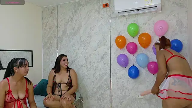 dani-lue online show from July 2026 02:23:02 PM