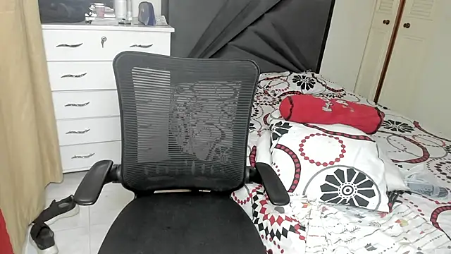 natalia5560 online show from December 2025 07:53:02 PM